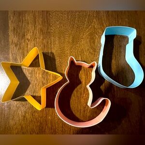 Set of 3 1 in cookie cutters